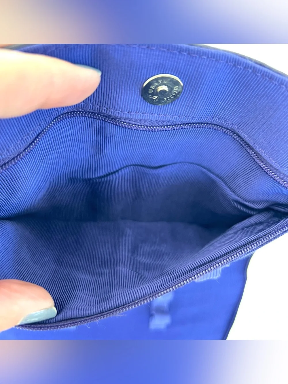 ISABELLA FIORE Purple Velvet Leather Trim Travel Makeup Accessories Cosmetic Bag